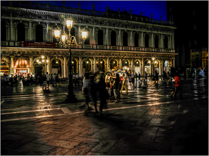 Salon HM: Venice Nights by Frank Zaremba MNEC